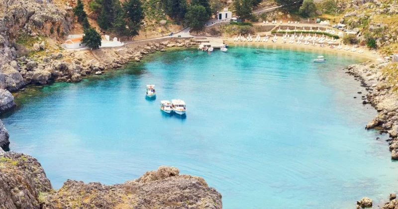 Ultimate Greek Island Hopping Guide: Explore Hidden Gems